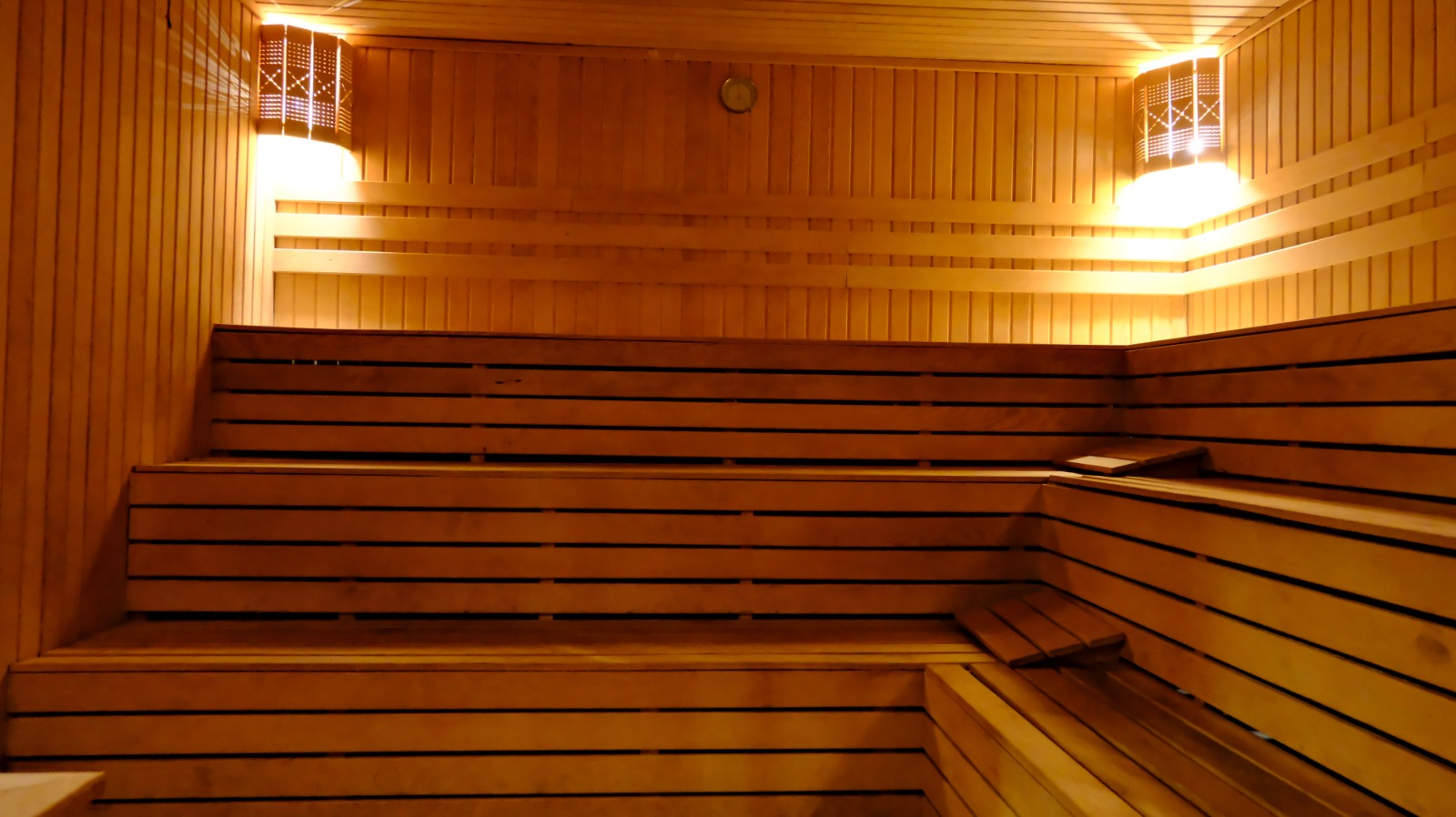 Lüks sauna ve spa alanı